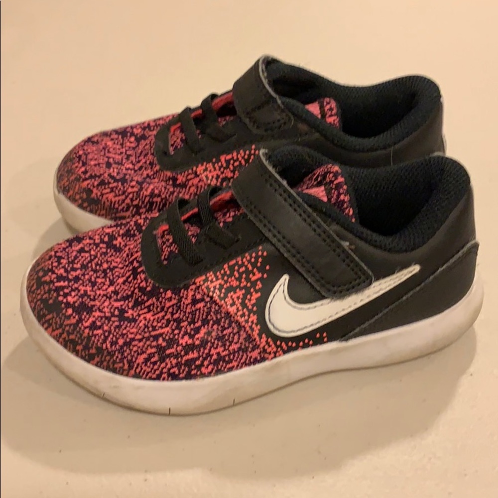 Girls Nike sneakers